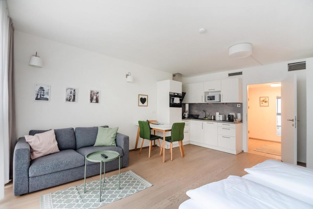 Quiet And Cozy Apartment Next To Mariahilfer Strasse And Naschmarkt With Ac, Minimum 30 Nights เวียนนา ภายนอก รูปภาพ
