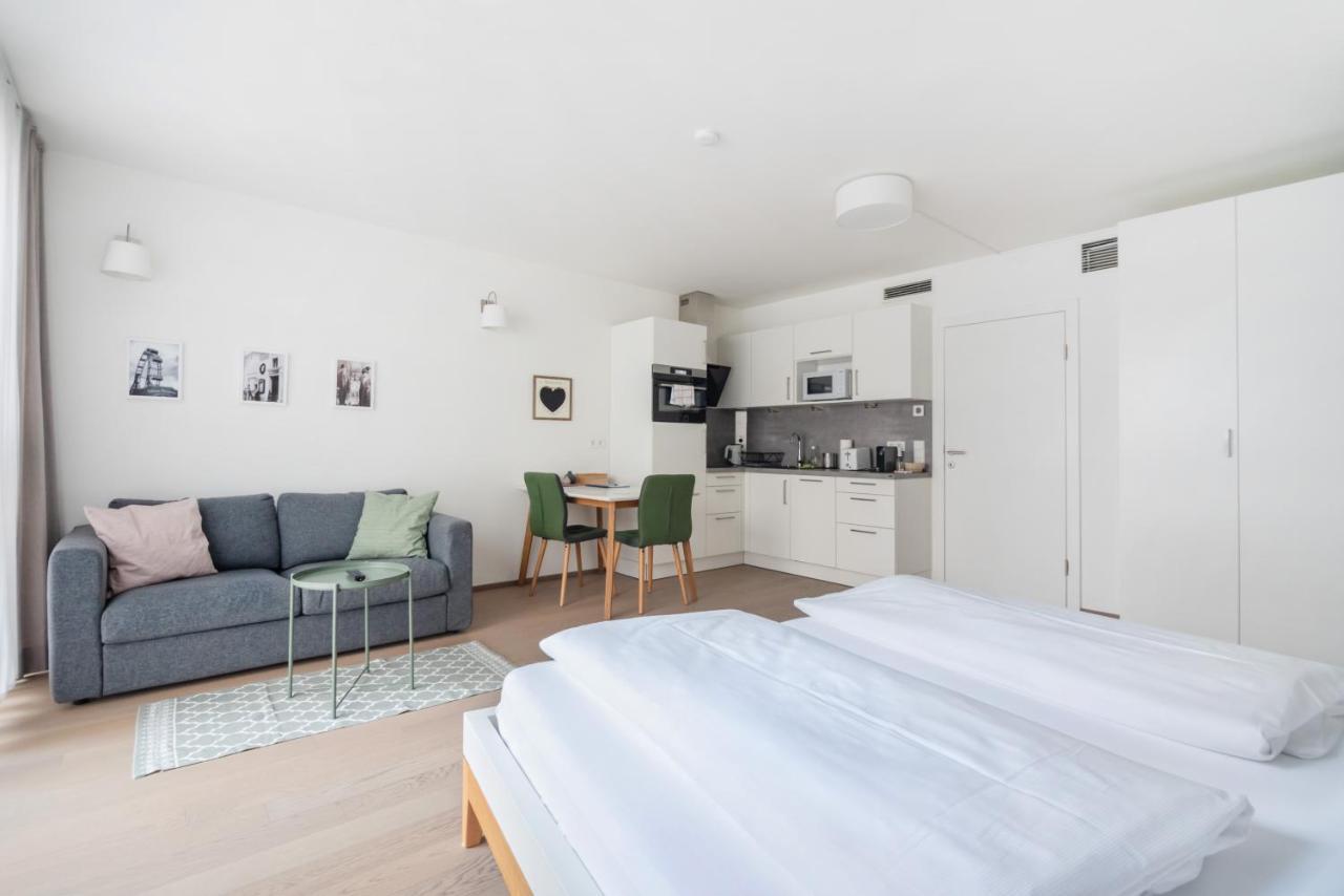 Quiet And Cozy Apartment Next To Mariahilfer Strasse And Naschmarkt With Ac, Minimum 30 Nights เวียนนา ภายนอก รูปภาพ