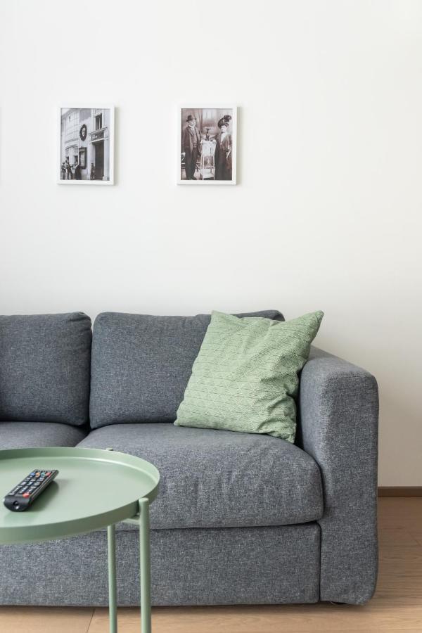 Quiet And Cozy Apartment Next To Mariahilfer Strasse And Naschmarkt With Ac, Minimum 30 Nights เวียนนา ภายนอก รูปภาพ