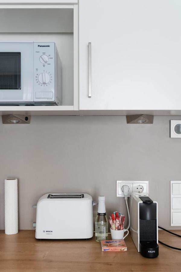 Quiet And Cozy Apartment Next To Mariahilfer Strasse And Naschmarkt With Ac, Minimum 30 Nights เวียนนา ภายนอก รูปภาพ