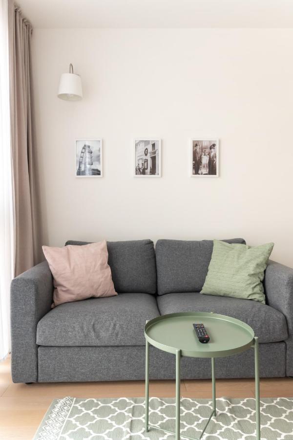 Quiet And Cozy Apartment Next To Mariahilfer Strasse And Naschmarkt With Ac, Minimum 30 Nights เวียนนา ภายนอก รูปภาพ