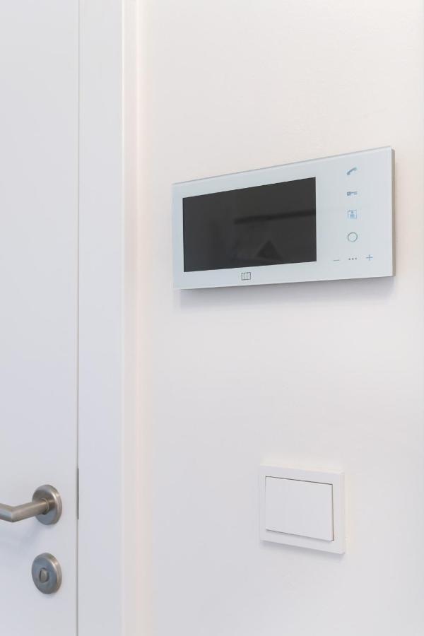 Quiet And Cozy Apartment Next To Mariahilfer Strasse And Naschmarkt With Ac, Minimum 30 Nights เวียนนา ภายนอก รูปภาพ